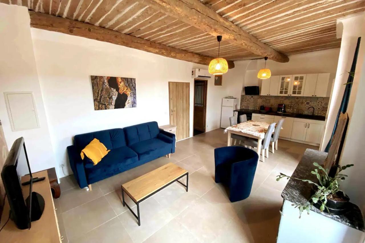 Appartement Provencal Avec Terrasse Dans Le Var Les Arcs-sur-Argens Exterior foto